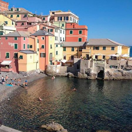Casa Sulla Spiaggia Di Boccadasse Genua Exteriör bild