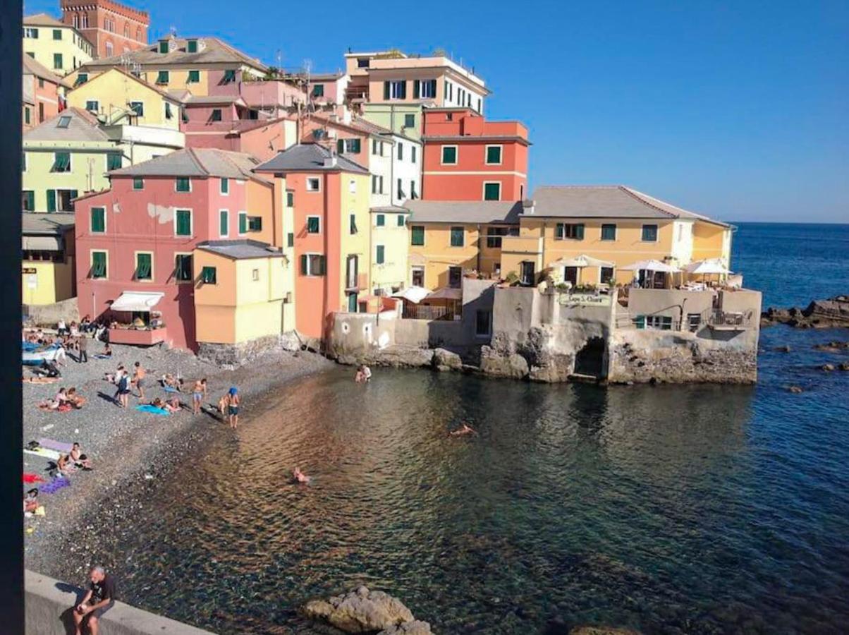 Casa Sulla Spiaggia Di Boccadasse Genua Exteriör bild
